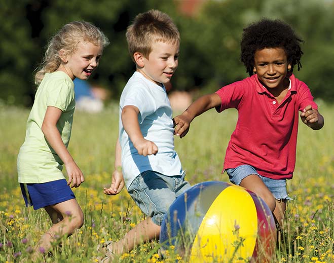 community-children-playing-sports/